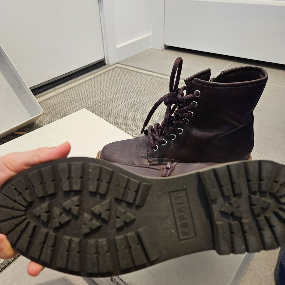 SPRIT Boots - Picture 2 of 3